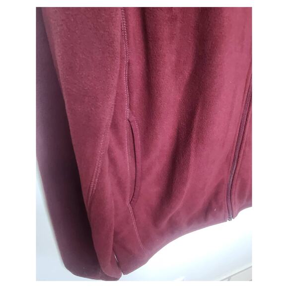 NWT St John's Bay burgundy red fleece zip jacket - small - Picture 4 of 5